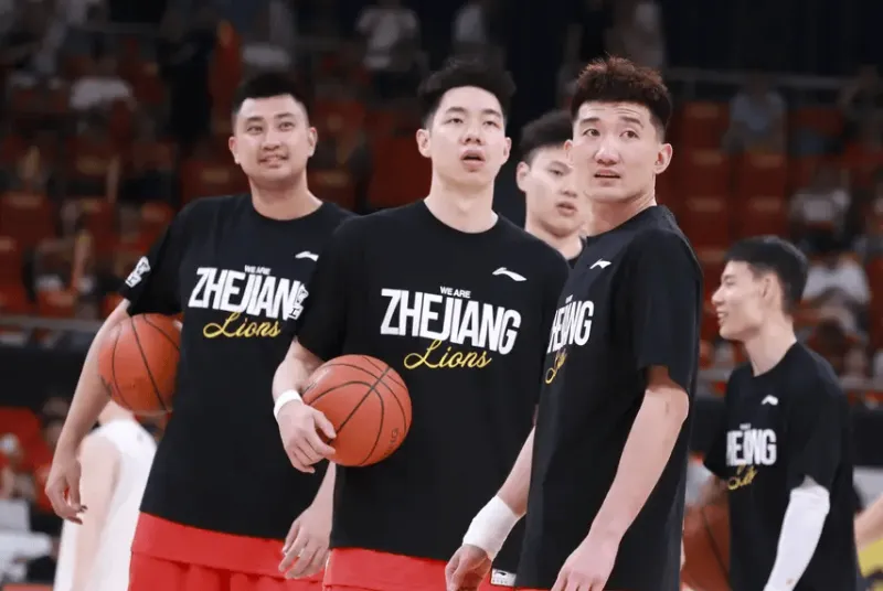 九游娱乐-北上“广”深！本赛季常规赛排名前四球队均打进季后赛四强
